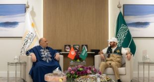 وزير الشؤون الدينية يسلّم رسالة قيس سعيد إلى العاهل السعودي