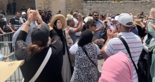احتجاجات أصحاب الشهادات العليا المعطلين في تونس للمطالبة بالقانون 18
