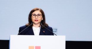 الزنزري تكشف أرقام الشراكة مع إيطاليا: 20.5 مليار دينار مبادلات