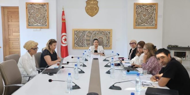 أمينة الصرارفي تضبط شروط العروض بموقع قرطاج الأثري