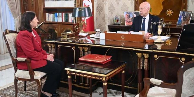 قيس سعيّد يستقبل رئيسة الحكومة ويكلّفها بترؤس مجلس الوزراء بقرطاج