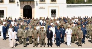 وزير الدفاع يشرف على تخرج الدورة 30 للمدرسة الحربية العليا ويعلن مراجعة نصوصها التشريعية