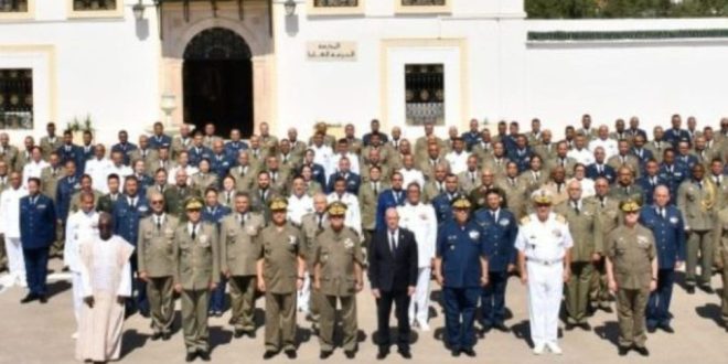 وزير الدفاع يشرف على تخرج الدورة 30 للمدرسة الحربية العليا ويعلن مراجعة نصوصها التشريعية