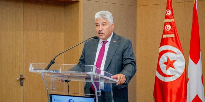 وزير التشغيل يوضح أسباب تعذر تحديد أعداد المشمولين بقانون من طالت بطالتهم