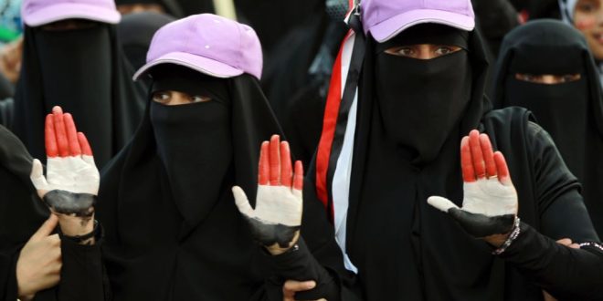 المرأة اليمنية وصناعة التغيير …حين تتحول الصعوبات إلى قوة