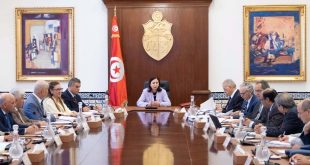 مجلس وزاري مضيّق: إطلاق تطبيقة "خدمات" وقريباً تجديد بطاقة التعريف الوطنية عن بُعد