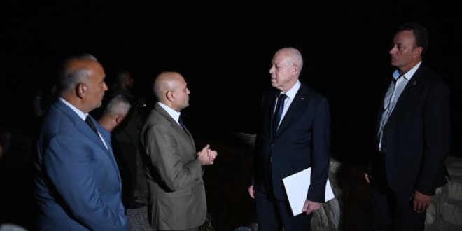 الرئيس قيس سعيد من القيروان وسوسة: انقطاع المياه والكهرباء غير طبيعي وتقف وراءه جهات خفية