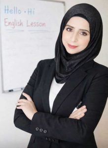 الأستاذة سارة عليّان