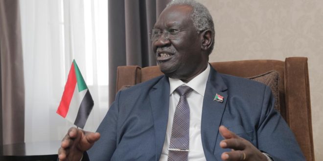 لقاء القائد مالك عقار والآلية الخماسية: قضايا الحرب والسلام في السودان