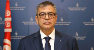 محافظ البنك المركزي يدعو إلى الانتقال من "منطق الصمود إلى خلق الثروة" وتسريع إنجاز مشاريع الفسفاط والطاقات المتجددة