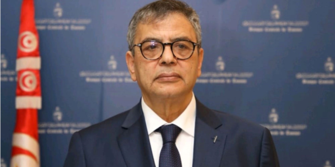 محافظ البنك المركزي يدعو إلى الانتقال من "منطق الصمود إلى خلق الثروة" وتسريع إنجاز مشاريع الفسفاط والطاقات المتجددة