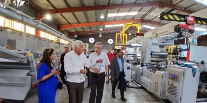 بعثة أعمال تونسية بالجزائر: مؤسسات البلدين تبحث فرص الشراكة والاستثمار في القطاعات الواعدة