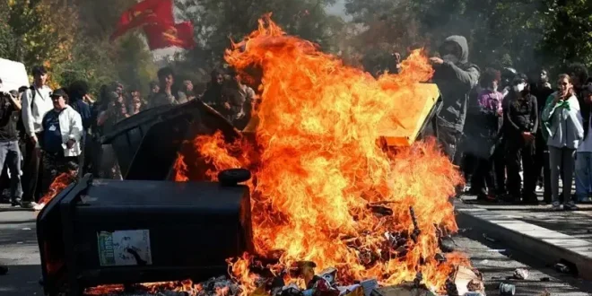 فرنسا: إغلاق أكثر من 560 مدرسة ثانوية وتوقيف ألفي شخص وسط تصاعد الاحتجاجات الطلابية